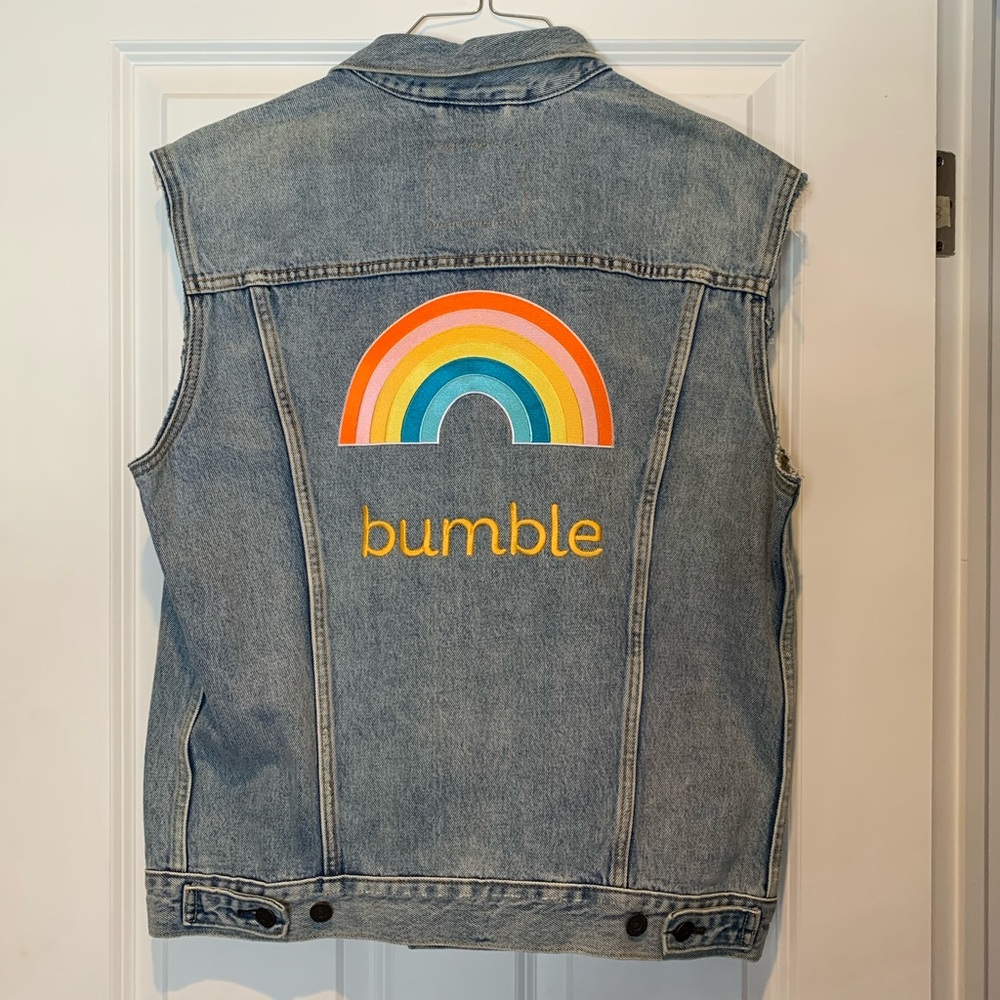 LEVI vest limited edition BUMBLE